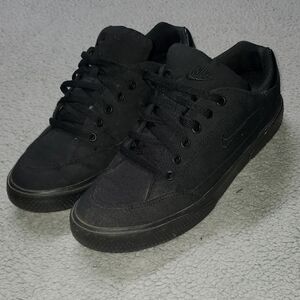Nike Men's All-Black Canvas Sneakers